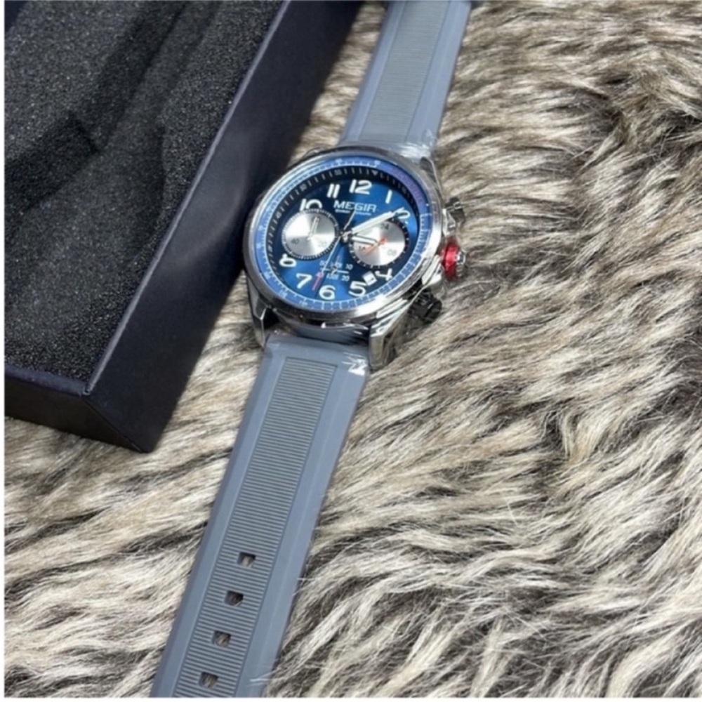 🔥🆕beautiful luxury watch/ grey - Picture 5 of 13